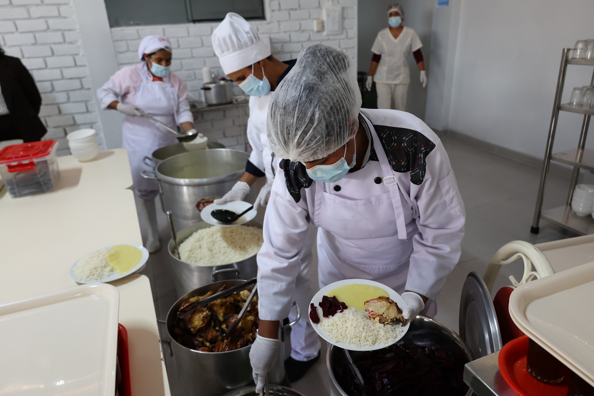 Plato de comida saludable y balanceada